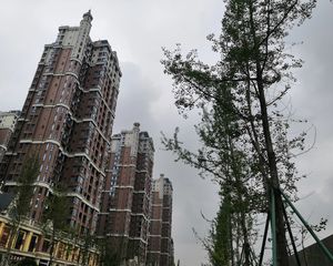 华汇天地3室1厅西东