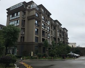 水岸阳光3室2厅南