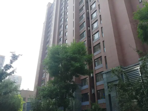 涧桥山实景图