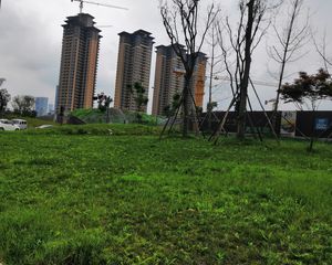 广汇御园二期A区3室2厅西