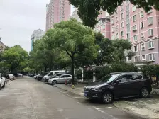 滨江接轨,园林式小区,位置安静,采光好,美丽新家园