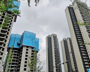 广汇御园华府A区5室2厅南