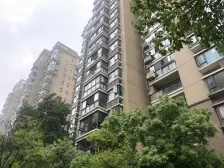 满五且一套+近地铁+视野好+采光好+配套齐全+诚意出售