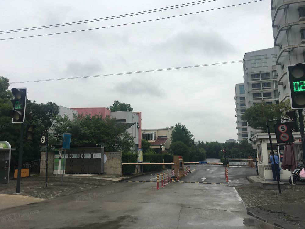 小区相关图