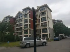 小区花园位置,视野采光好,交通便利,出行便捷