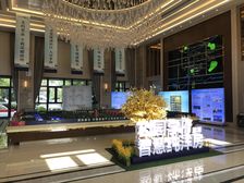 带大露台、户型方正,交通便利,环境优美,采光好