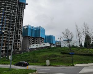 广汇御园 4室1厅 北
