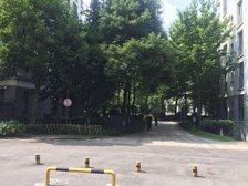 9.9成新带品牌家具家电看河大平层拎包入住