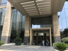 环球188保养好的2房 朝西光线足 租客稳定