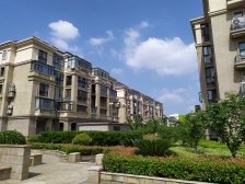 阳光悦湖,精装修电梯3房,房东诚心卖,拎包入住