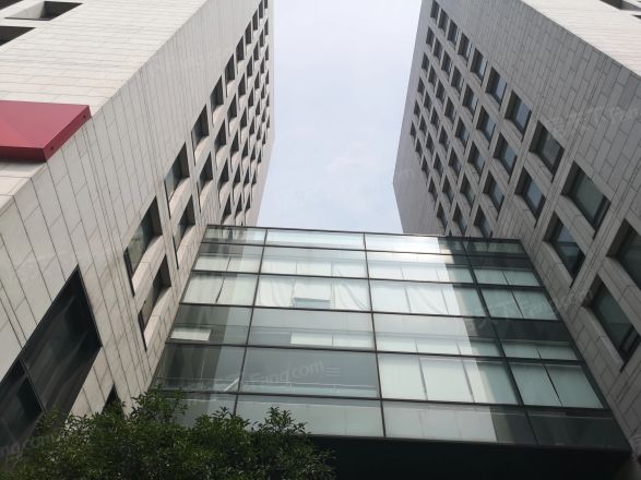 天润商座实景图