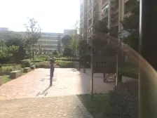 尚景湾毛坯房,底复带地下室,靠地铁,看房方便