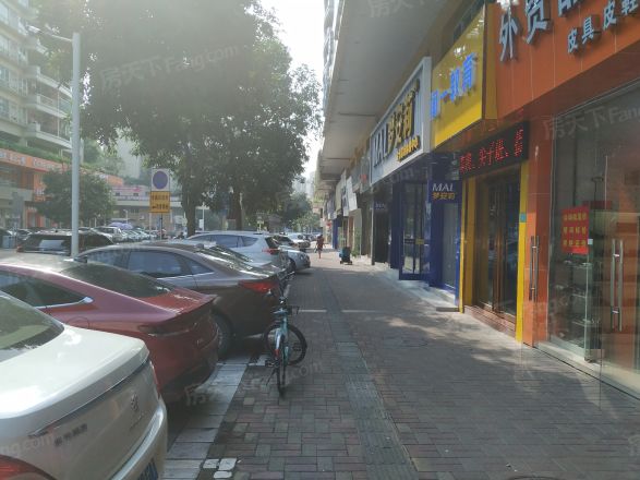 怡丰都市广场小区实景图