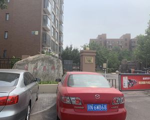 (低密洋房~商品房)95平东南北2居