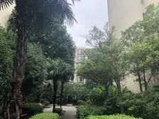 卫生间全明,大开间,小区入口附近,品质小区