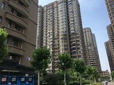 房子精装修 看房随时 密码锁 随时签约 采光无遮挡