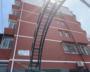 西四环边西幸福街小区南北通透两居室