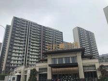 时代悦城东区大平层,有车位,空置未住过人,看房方便
