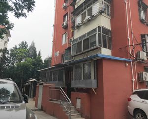 丝绸厂宿舍3室1厅南北