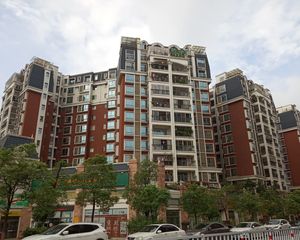 双阳台大三房 户型格局好 南向望小区