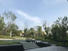 房子是南北双阳台,户型方正精装有地暖,暖气开口已开