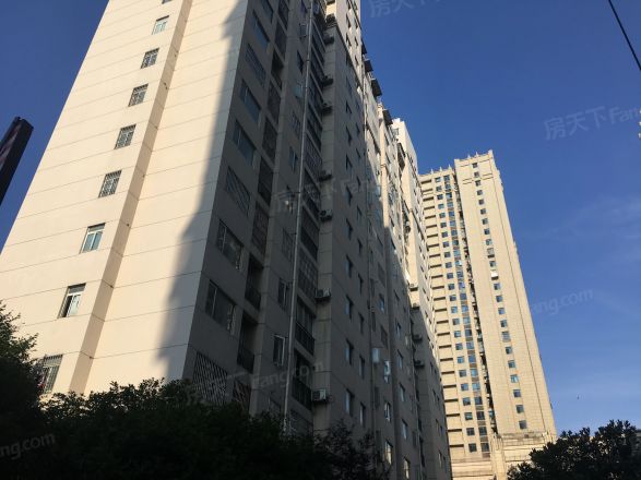 一品嘉庭实景图