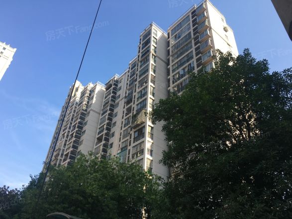 一品嘉庭实景图
