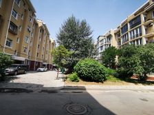 此房产权清晰 视野开阔 采光充足 侧户格局比较好