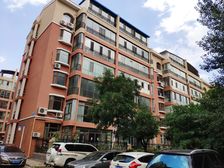 此房精装修,南北通透,采光好,标准户型,六楼带阁楼