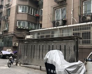 三里河北街5号院,西南2居室,电梯1991年,满五,视野好