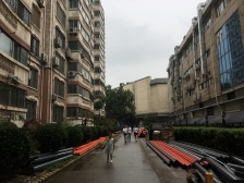 两层复试,交通方便,小高层带电梯