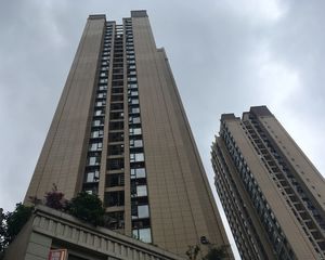 蓝光东方天地2室1厅西北