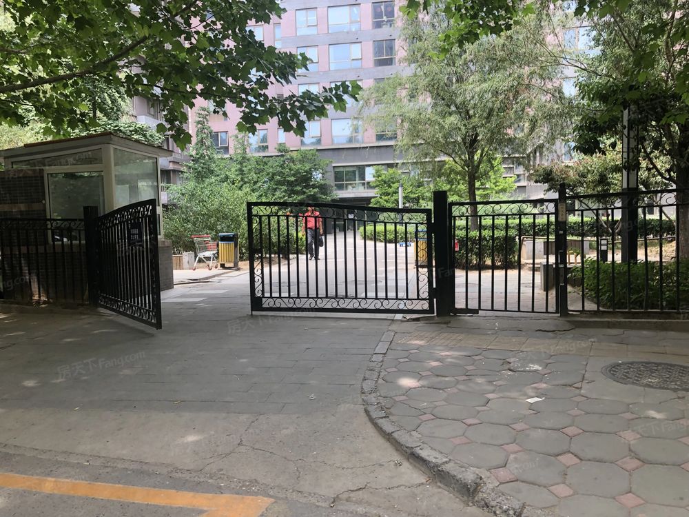 小区相关图