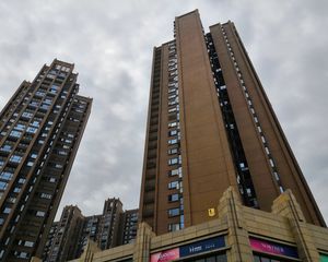 华汇天地3室2厅东南