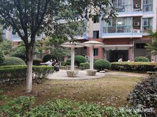 好房出售正地铁口低楼层户型周正