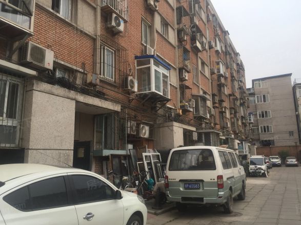 青塔西里4号院实景图