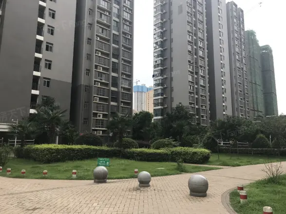 鑫瑞小城故事实景图