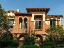 此房交易不受限,交通便利,电梯房,环景幽雅