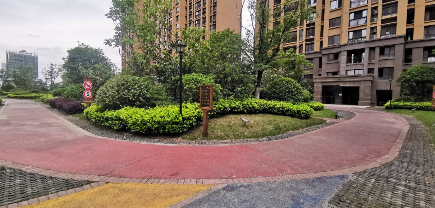吾悦华府吾悦广场