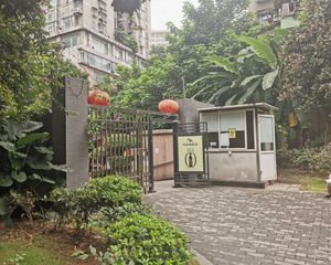 观音桥 建新东路 正规小三房 户型方正 视野开阔