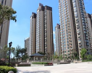 精装修南北通透房本满二中间楼层