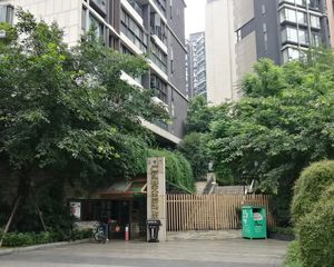 仁和春天国际花园4室1厅南