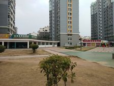 金茂栖庭水岸 随意装修 复试 六室 带储藏室 低税