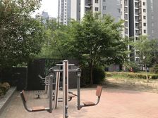 此房满五唯一,户型方正,楼层好,采光通风好