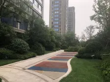 绿城百合精装修复式+采光视野好+带车位+业主诚心出售