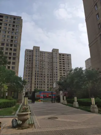 广厦财富中心实景图