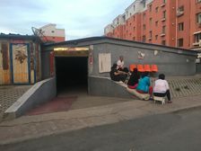 步梯2楼 好楼层 南北通透 采光充足 停车位充足