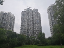 云立方三室精装修满五唯一户型通透诚心出售价格可谈