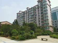 四季花园 6室1厅 南