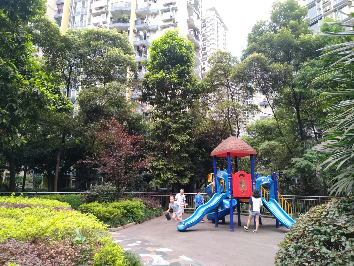 别名:南滨花园,康居洋河南滨